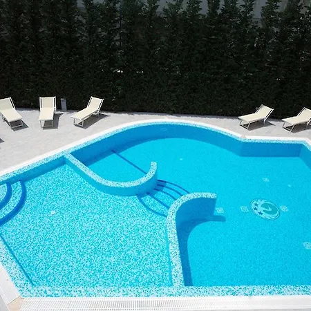 Boracay Hotel 3*